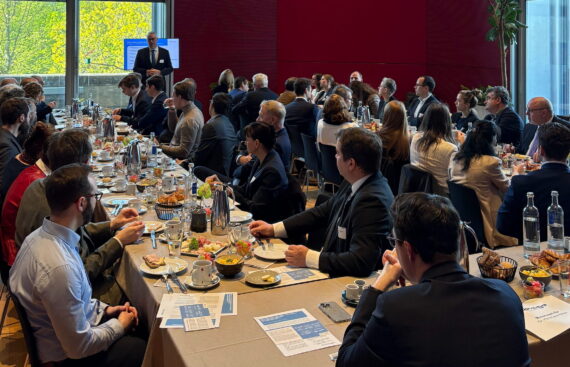 Parlamentarisches Frühstück der Thüga zu Netzausbau, E-Mobilität und Speichern