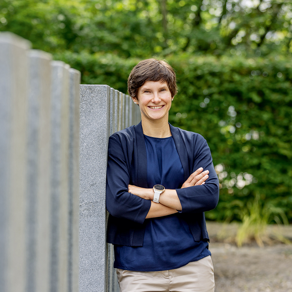 Portraitfoto Andrea Loeffl