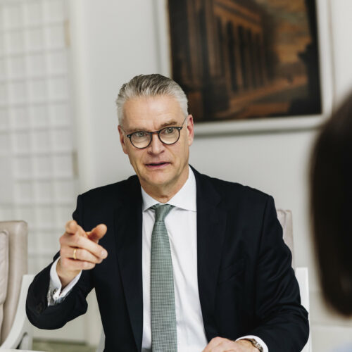 Dr. Constantin H. Alsheimer, Vorsitzender des Vorstands der Thüga, Deutschlands größtem Stadtwerkeverbund. Bild: Thüga/Bruniecki